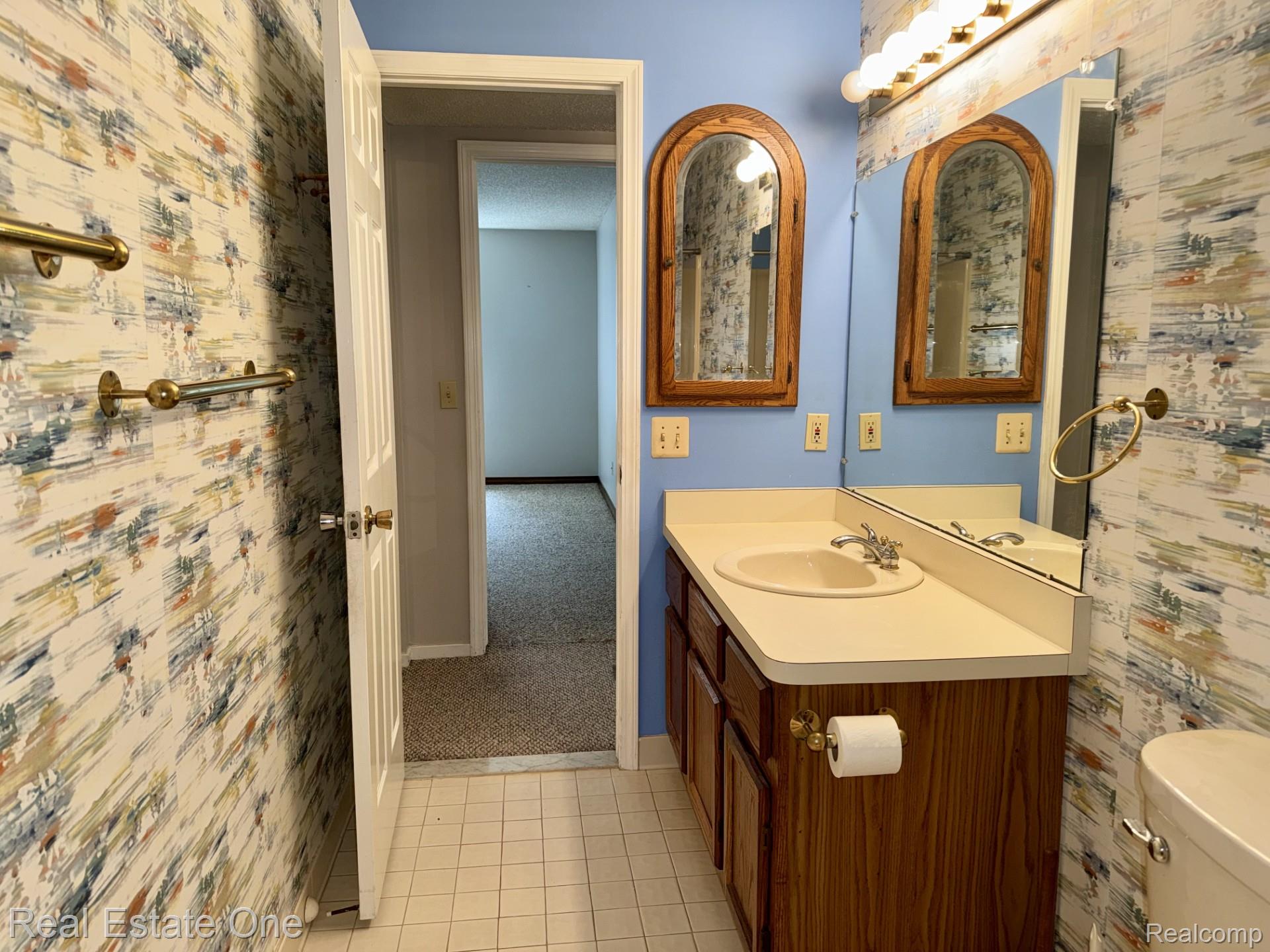 5096 Harbor Oak Drive Unit: 31