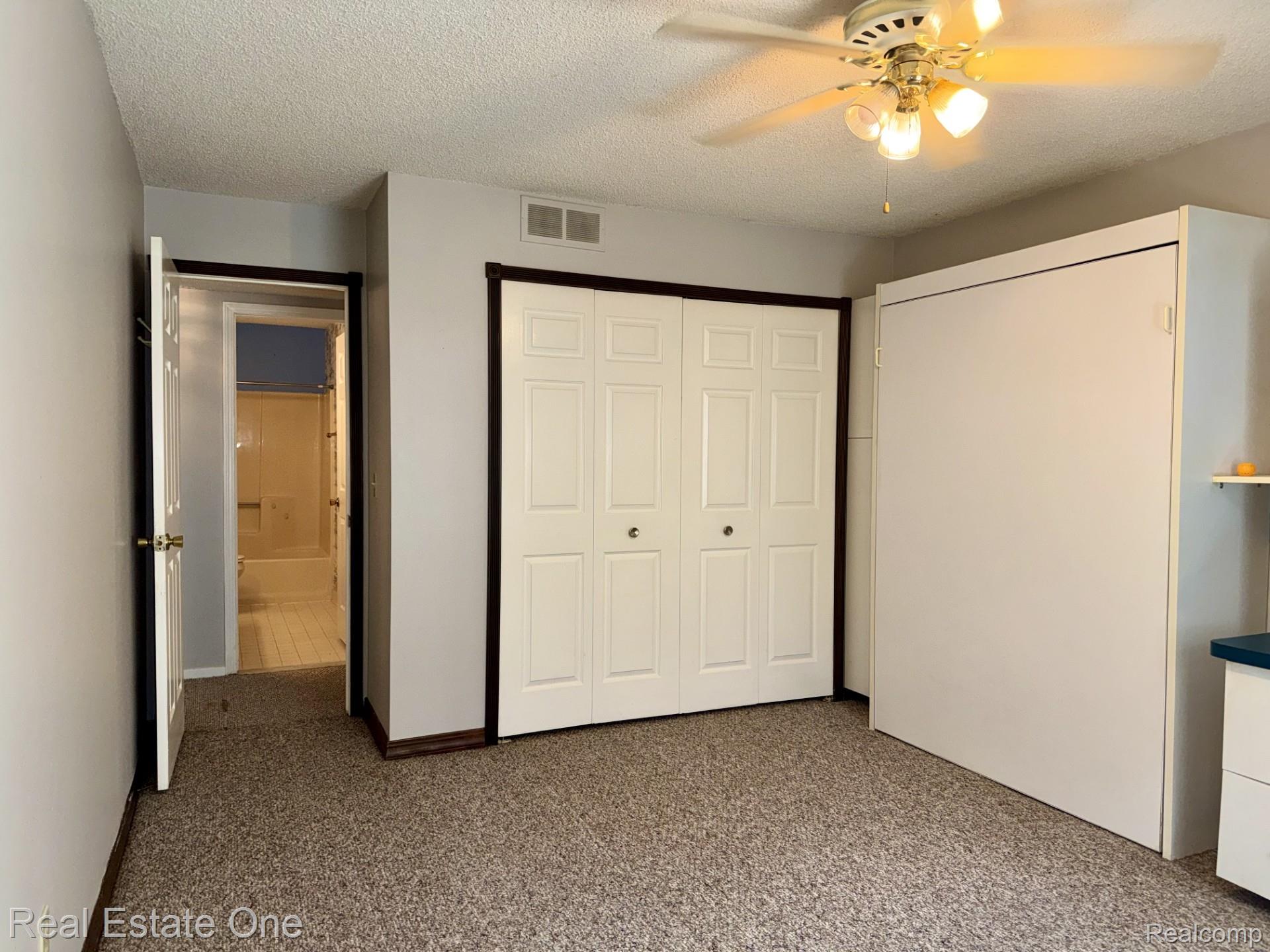 5096 Harbor Oak Drive Unit: 31