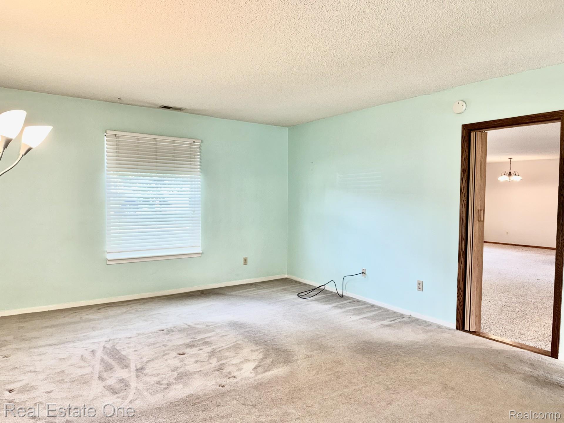 5096 Harbor Oak Drive Unit: 31