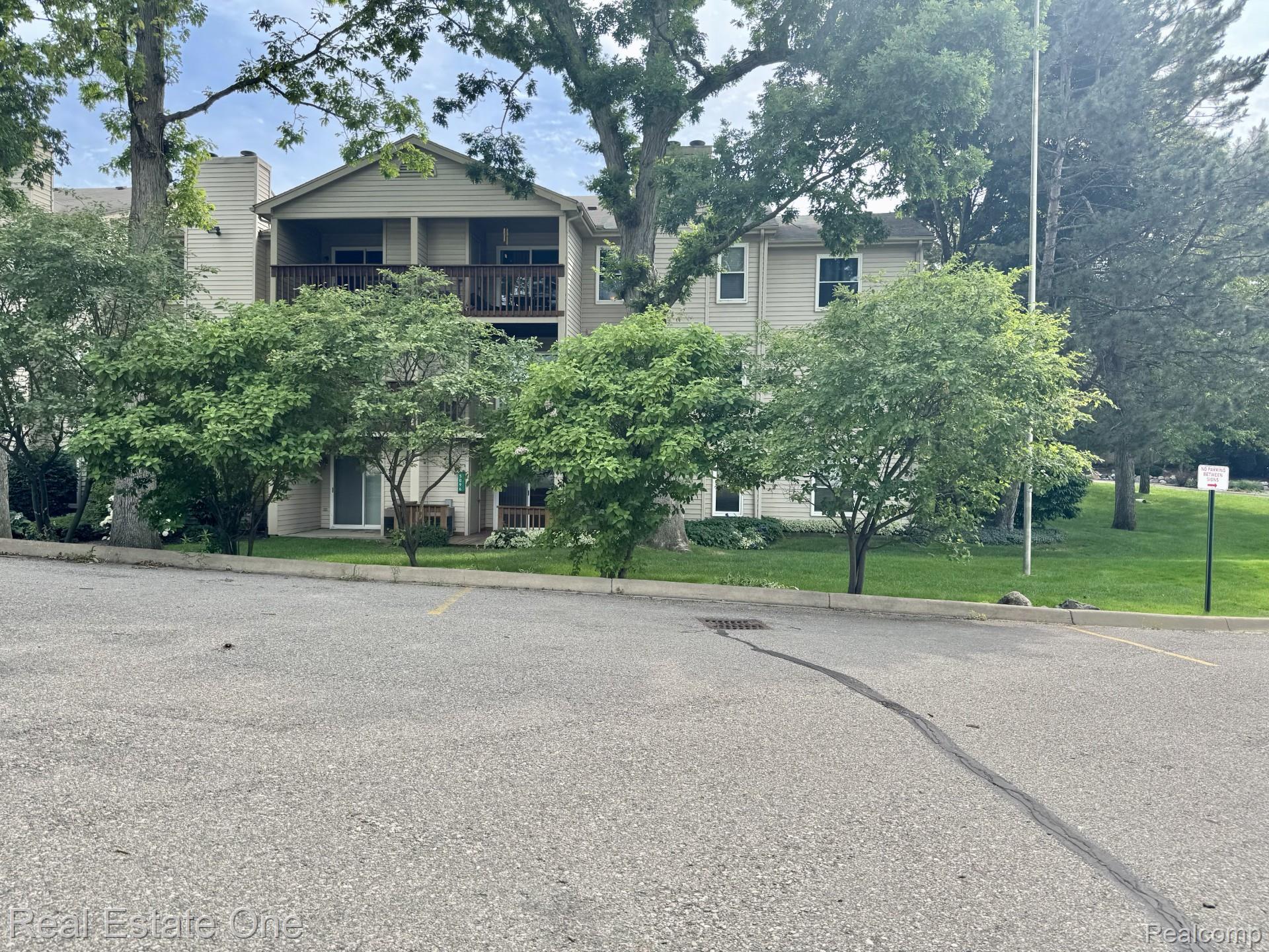 5096 Harbor Oak Drive Unit: 31