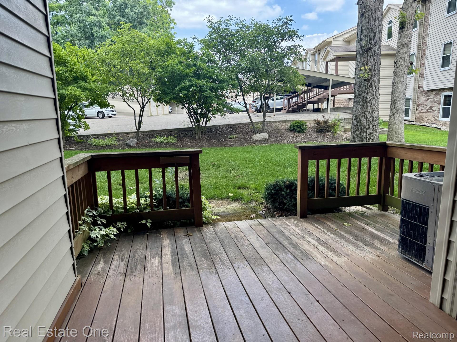 5096 Harbor Oak Drive Unit: 31