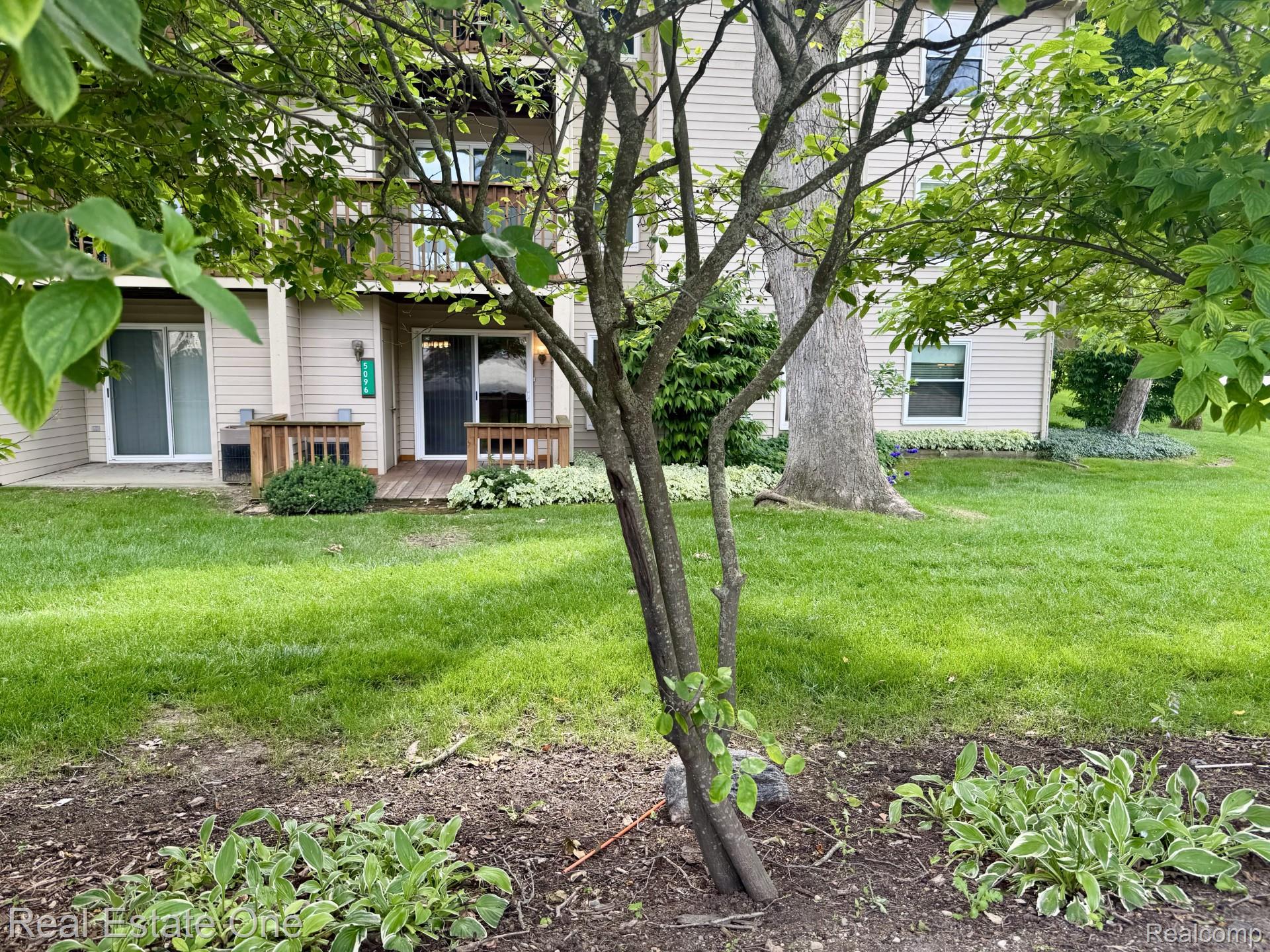 5096 Harbor Oak Drive Unit: 31