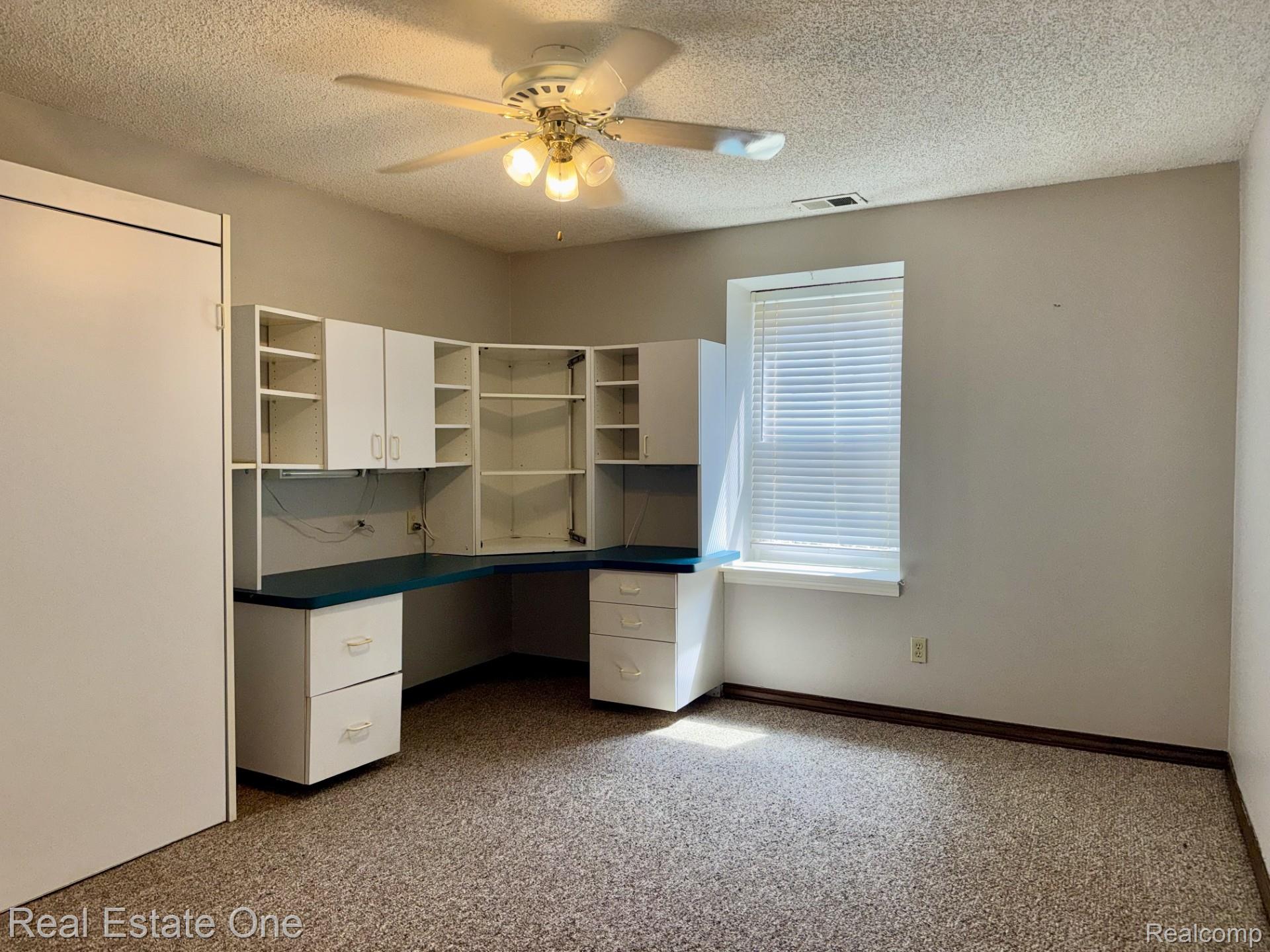 5096 Harbor Oak Drive Unit: 31