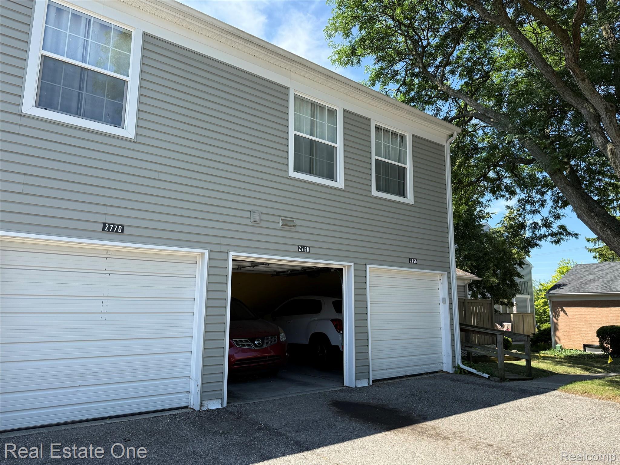 2768 Glenbridge Court