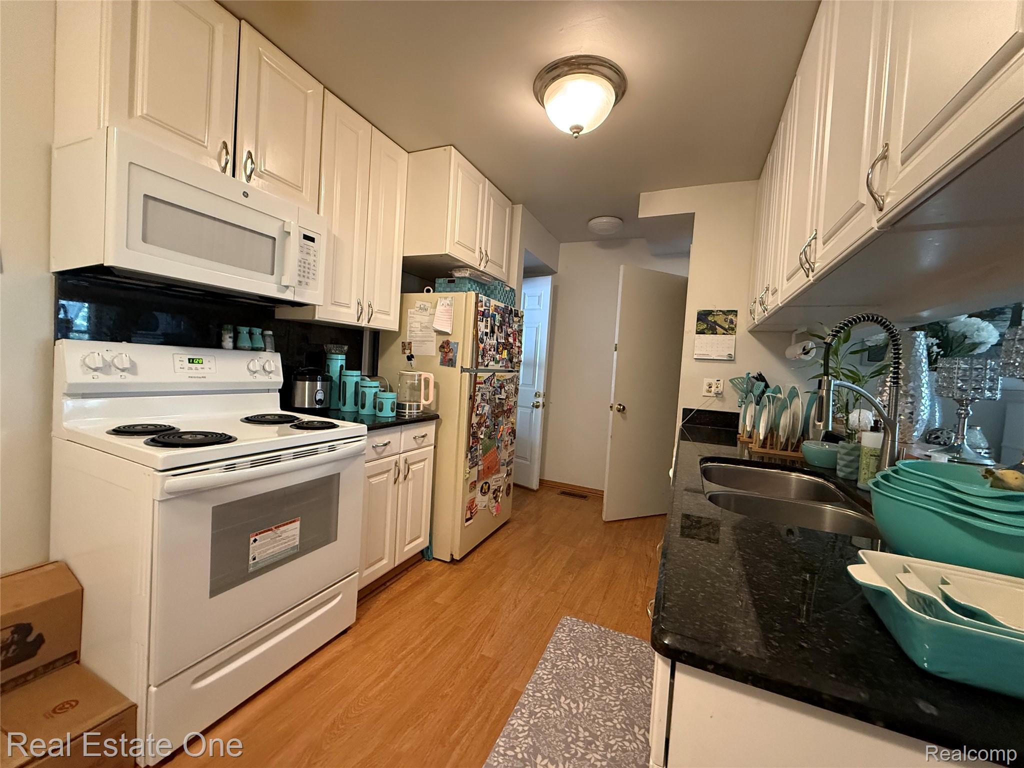 2768 Glenbridge Court
