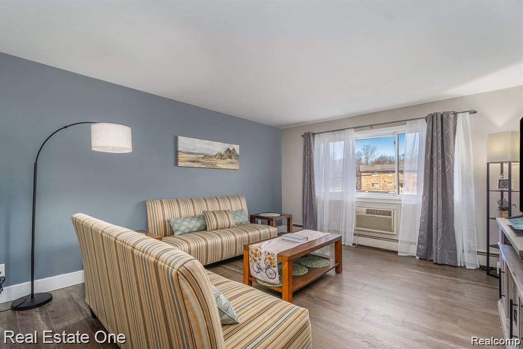 803 Plate Street Unit: 104