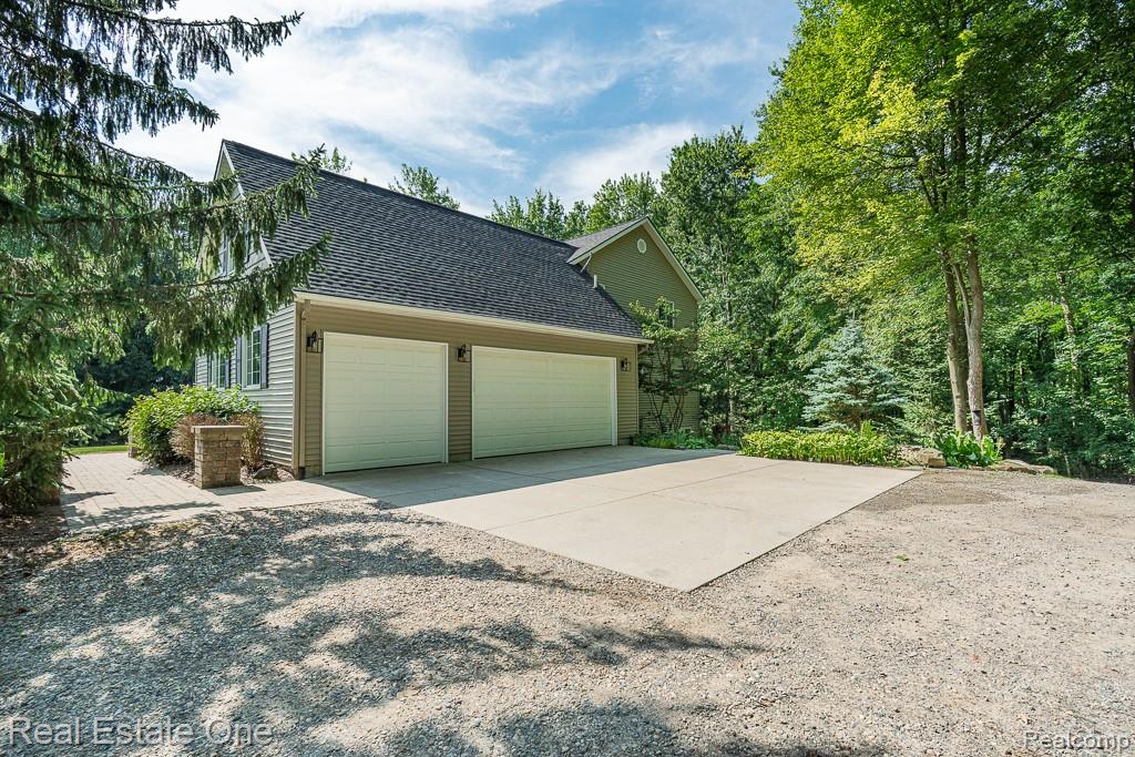 2691 Fox Cove