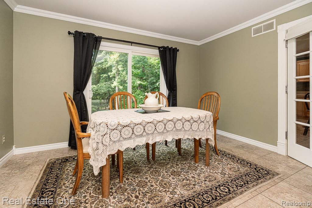 2691 Fox Cove