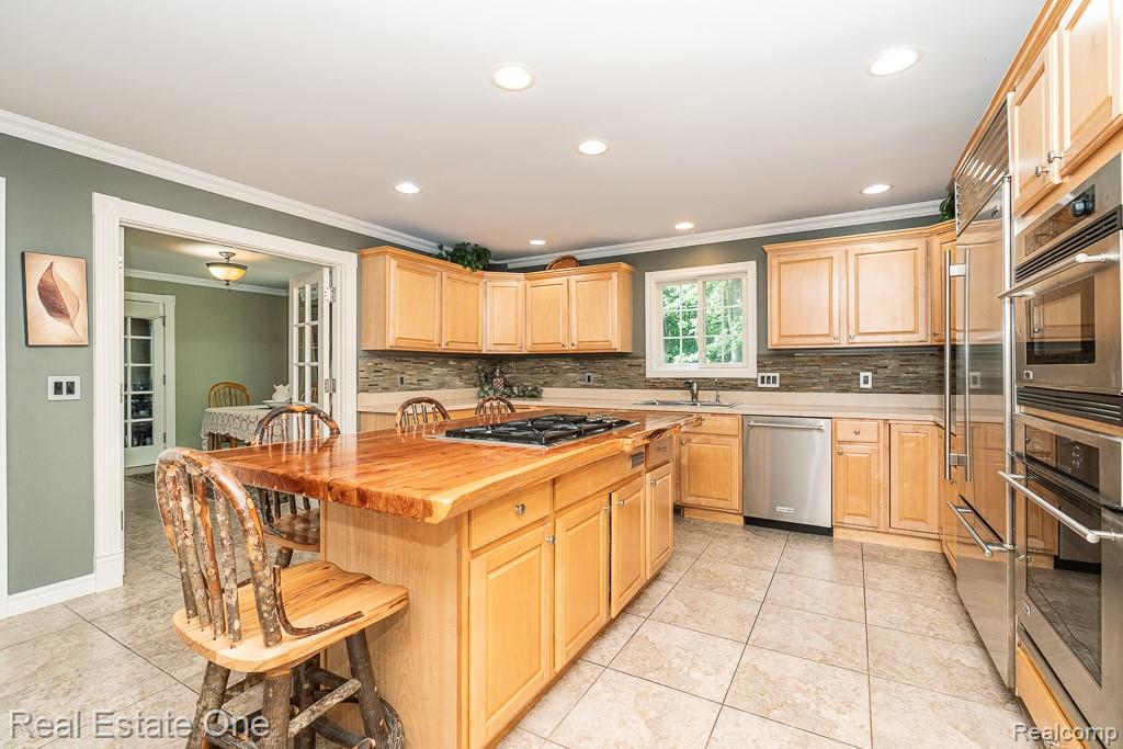 2691 Fox Cove