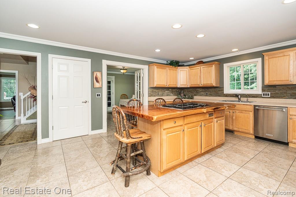 2691 Fox Cove