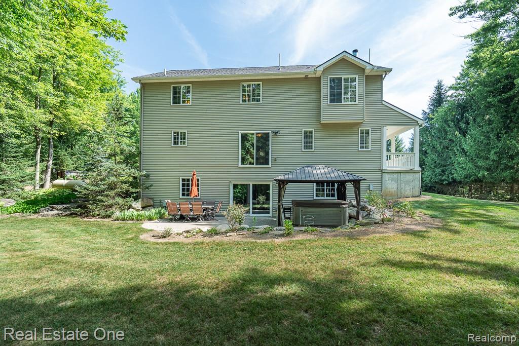 2691 Fox Cove