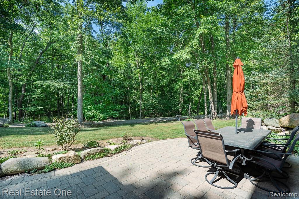 2691 Fox Cove