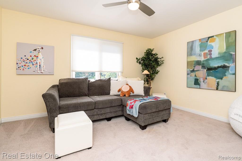 1067 Newgate Court