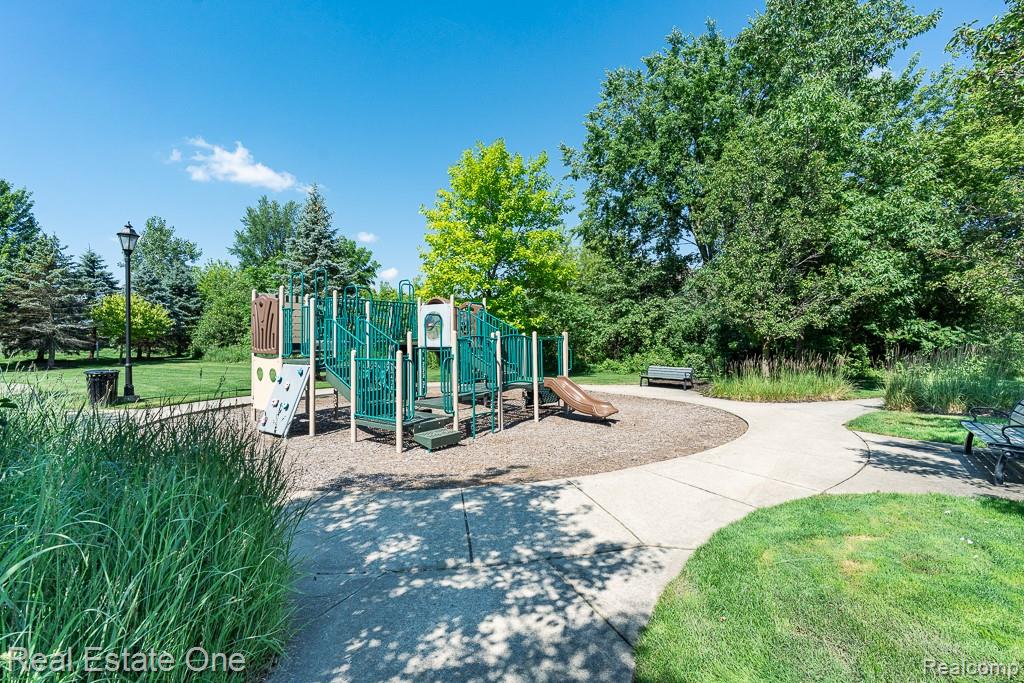 1067 Newgate Court
