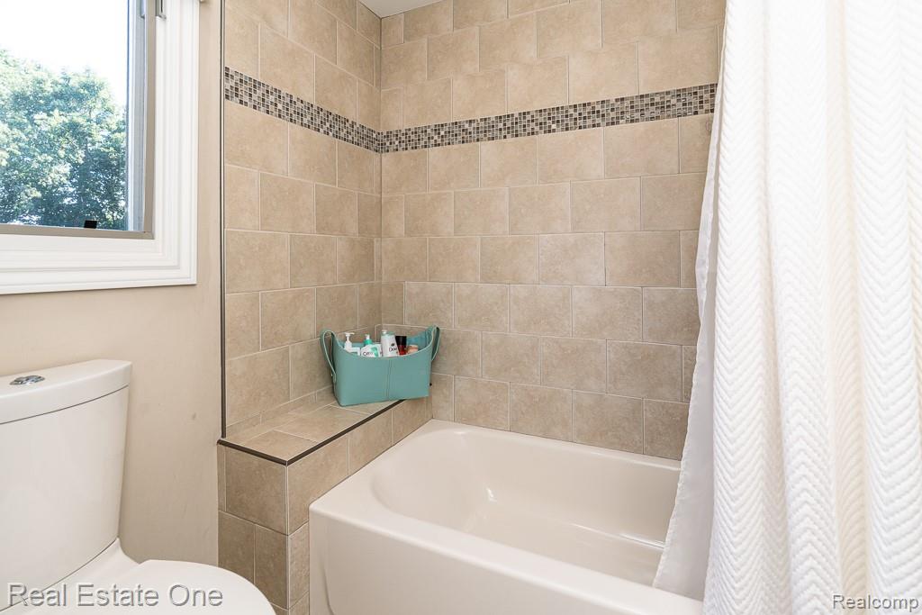 1067 Newgate Court