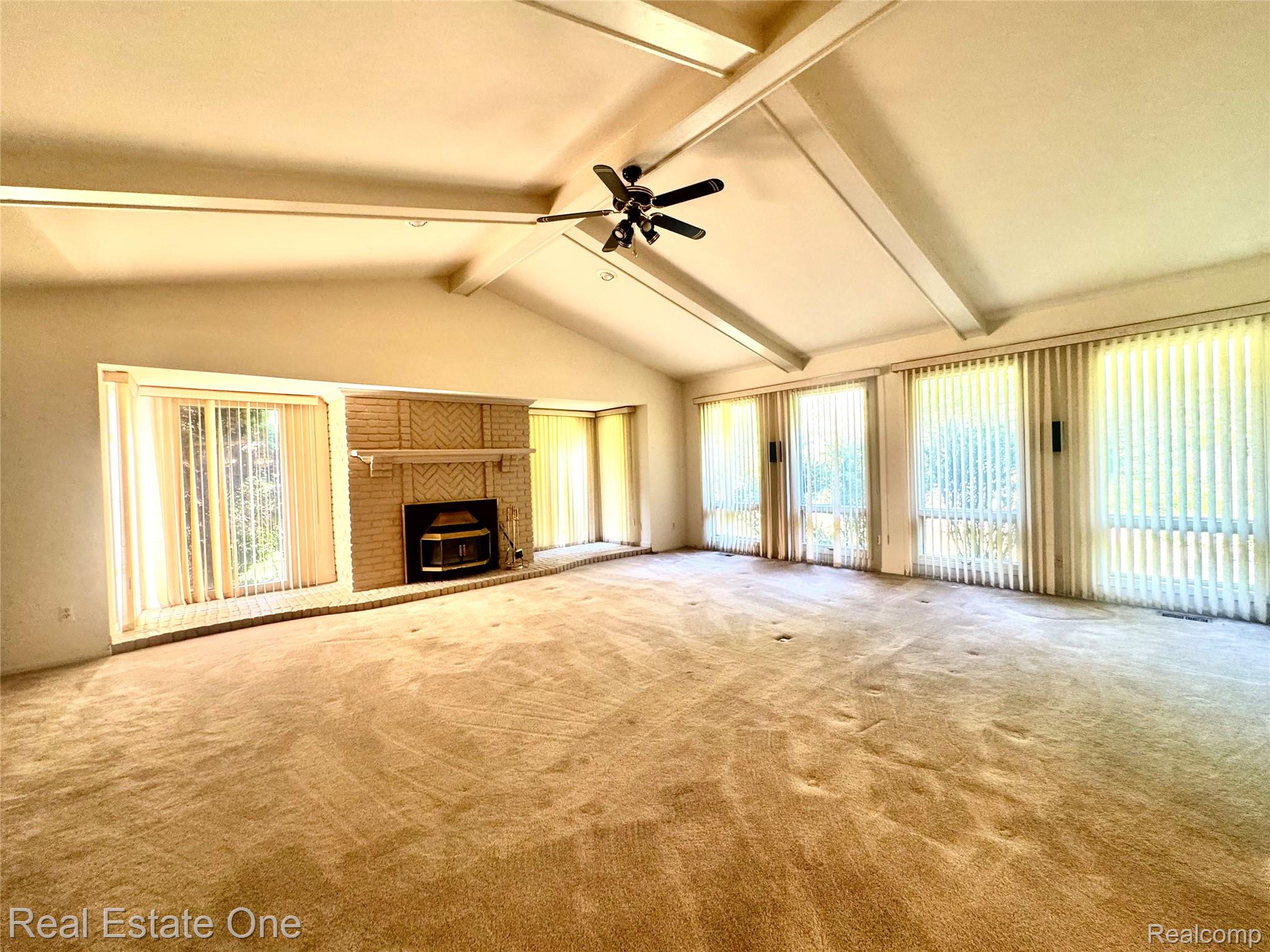 1752 White Water Drive