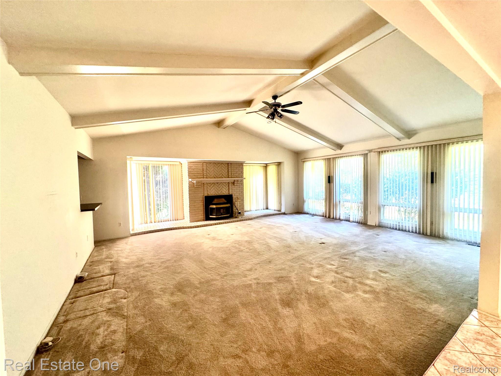 1752 White Water Drive