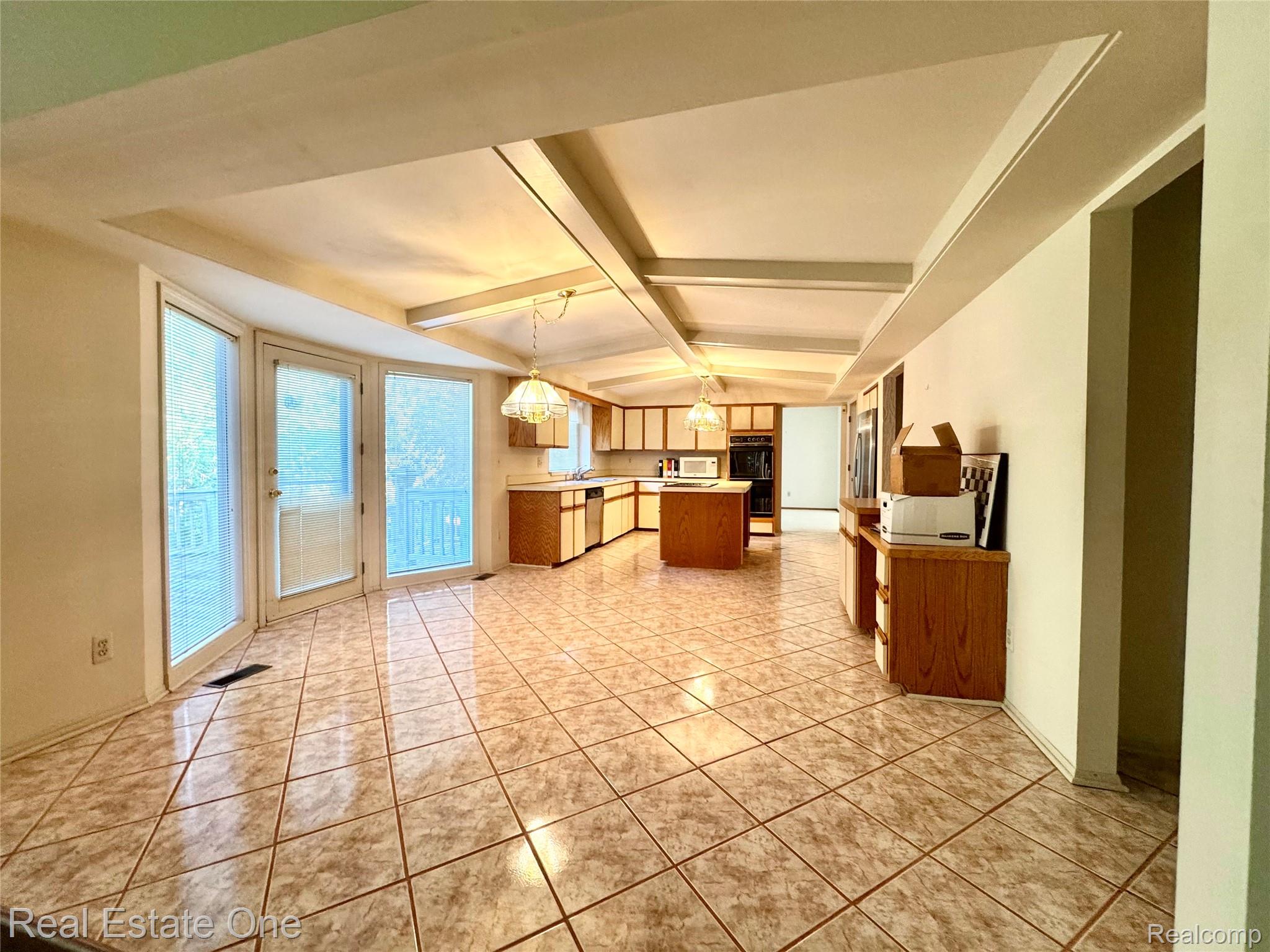 1752 White Water Drive
