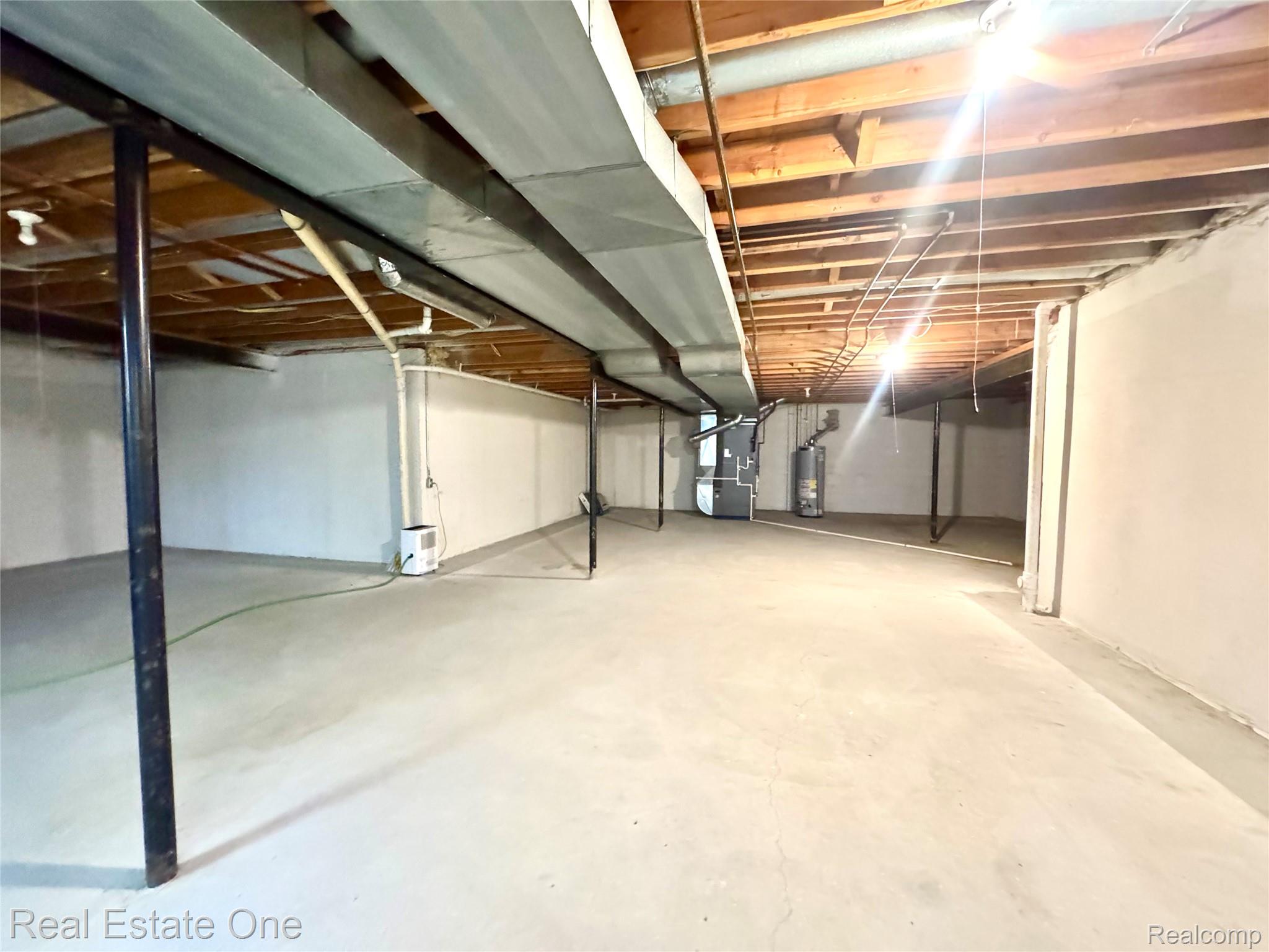 1752 White Water Drive