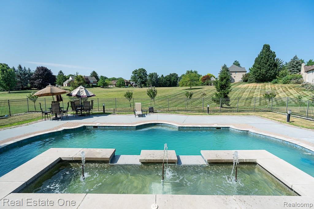 5575 Murfield Drive