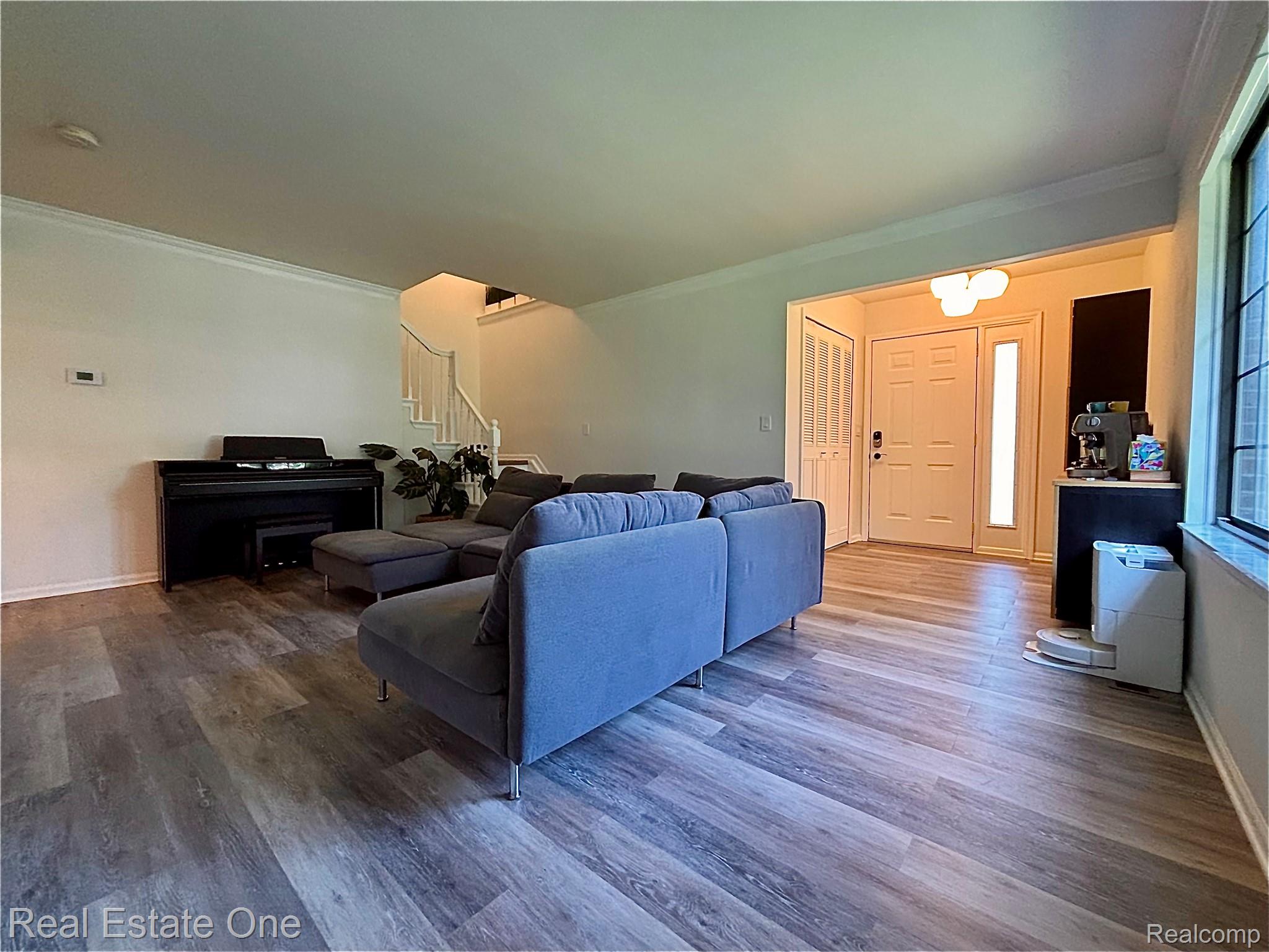 66 Meadow Wood Drive