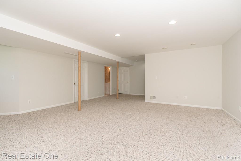 5936 Creekside Drive Unit: 87