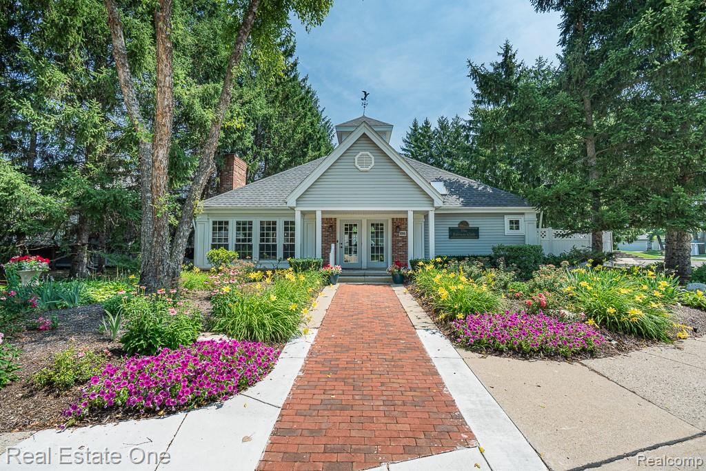 5936 Creekside Drive Unit: 87