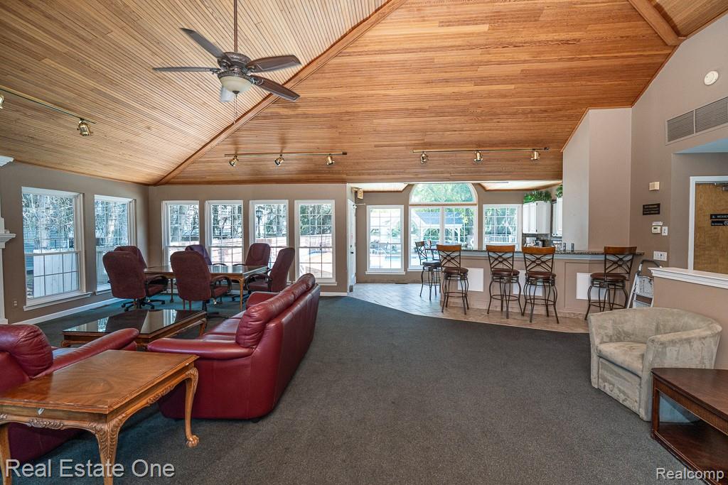 5936 Creekside Drive Unit: 87
