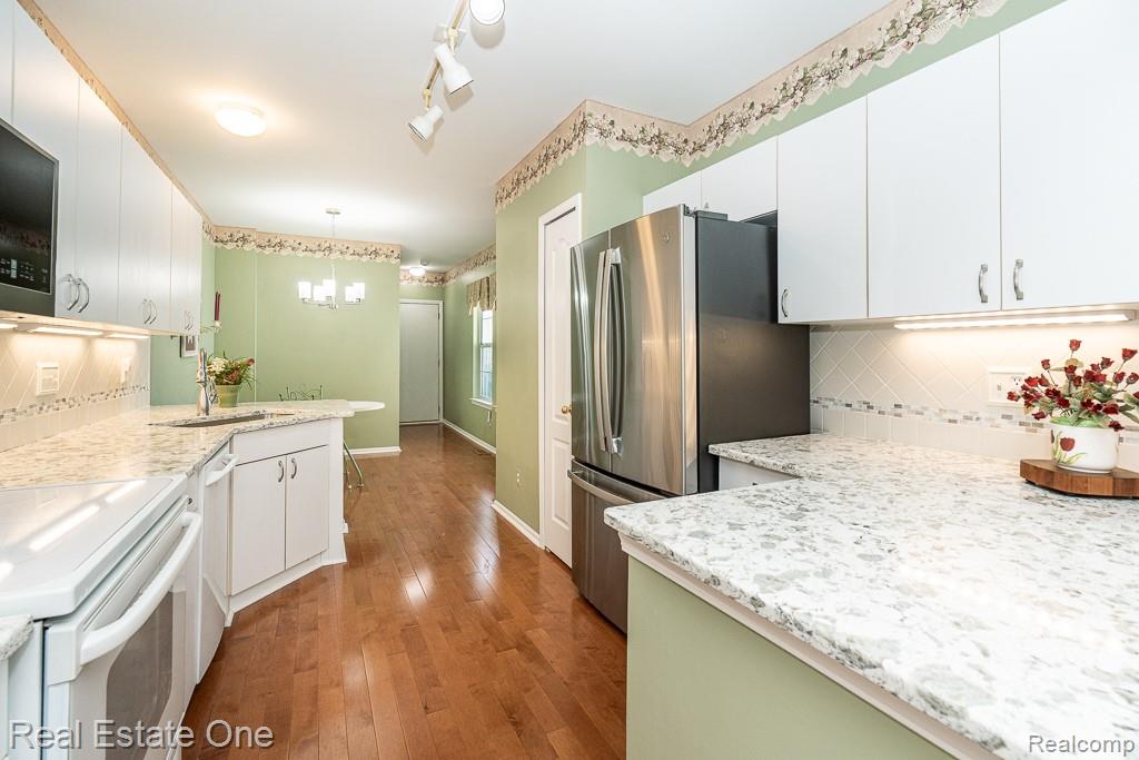 5936 Creekside Drive Unit: 87