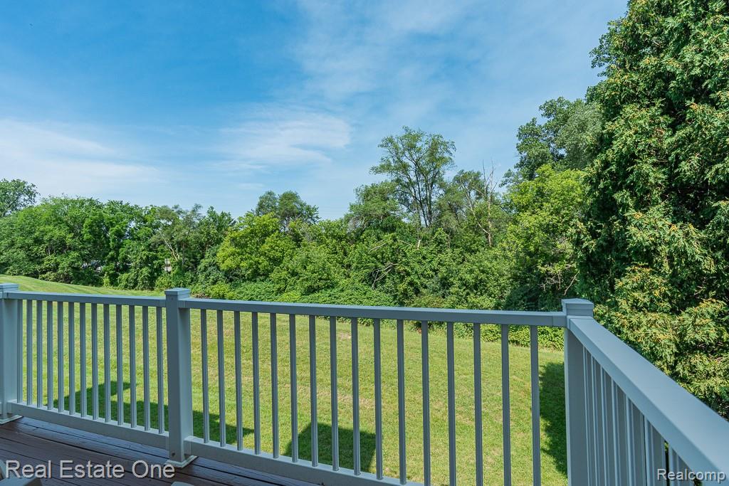 5936 Creekside Drive Unit: 87