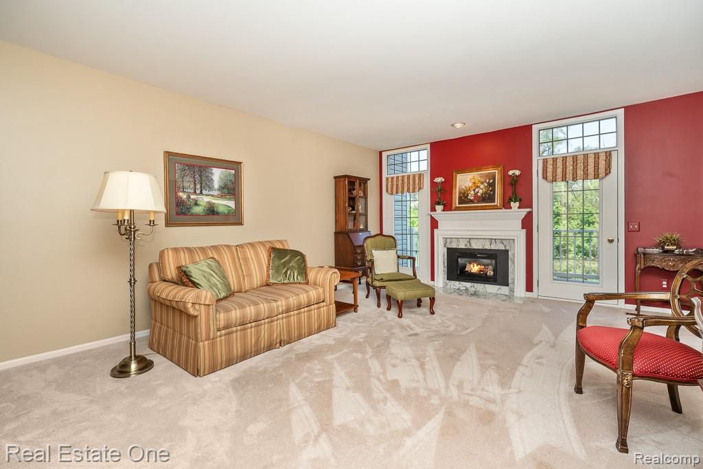 5936 Creekside Drive Unit: 87