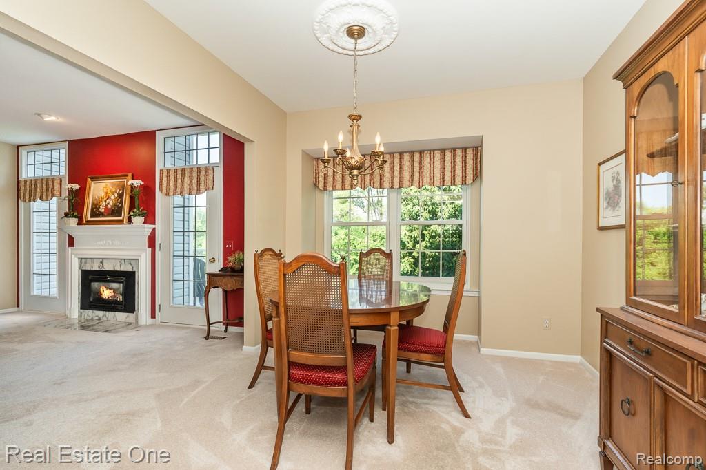 5936 Creekside Drive Unit: 87
