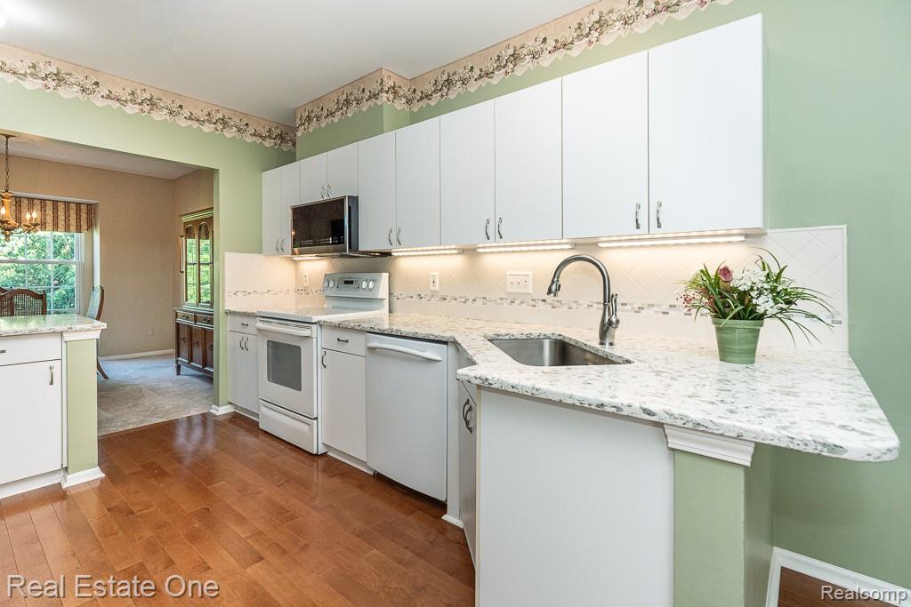 5936 Creekside Drive Unit: 87