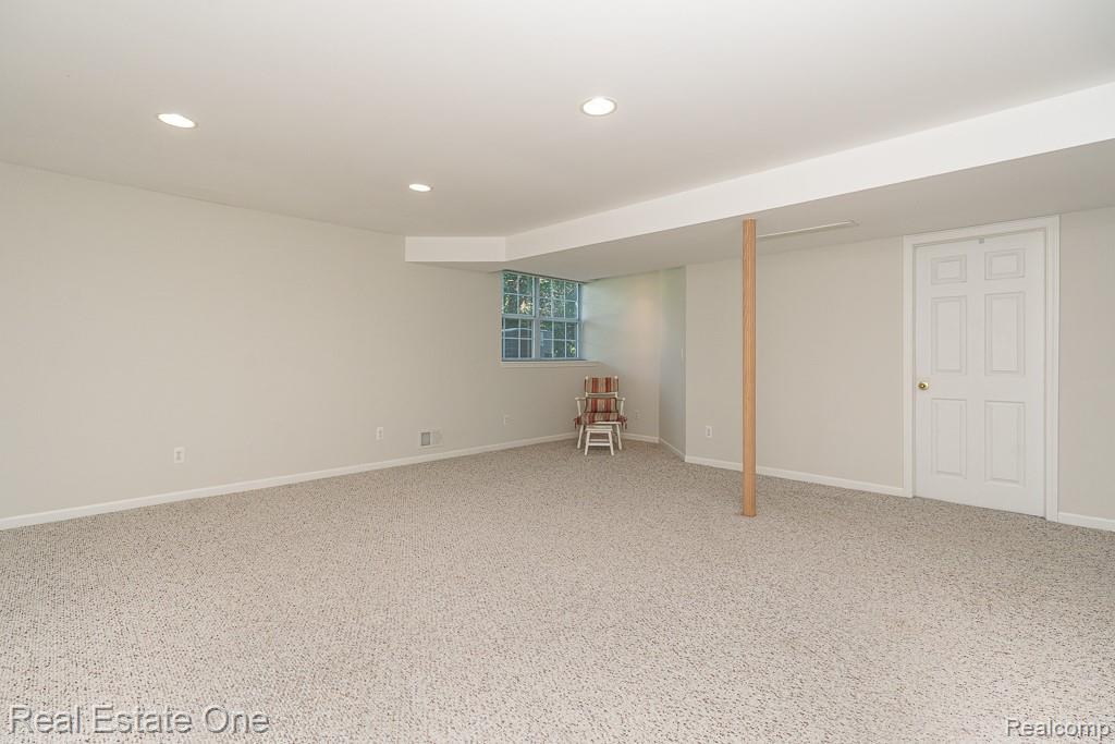 5936 Creekside Drive Unit: 87