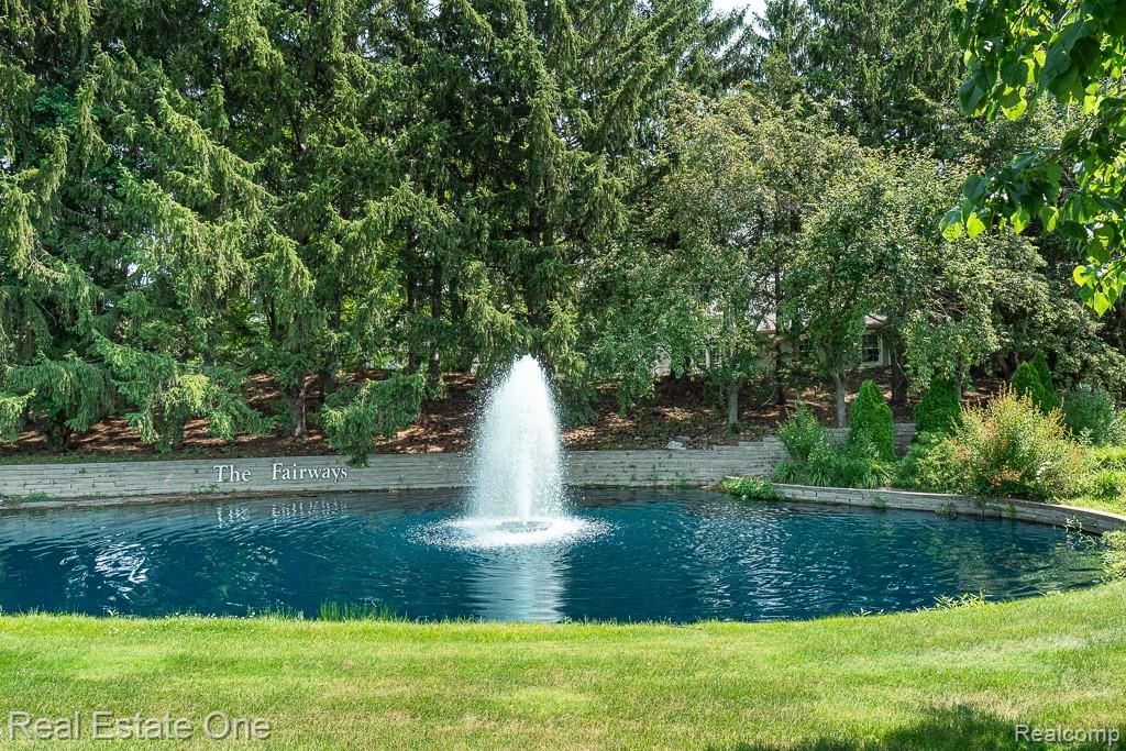 5936 Creekside Drive Unit: 87