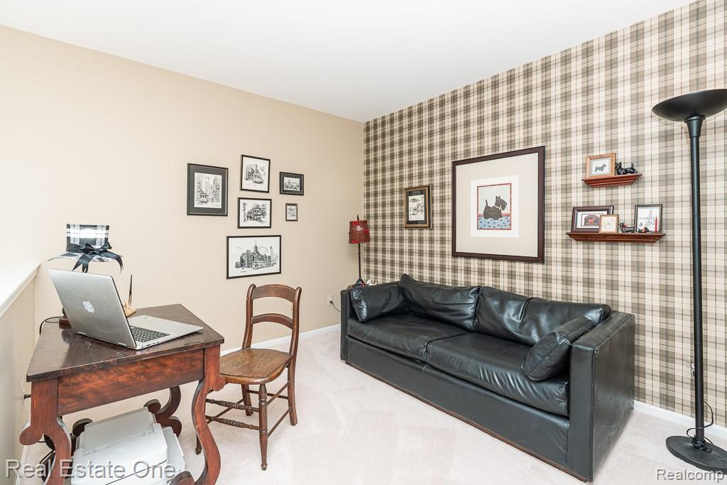5936 Creekside Drive Unit: 87