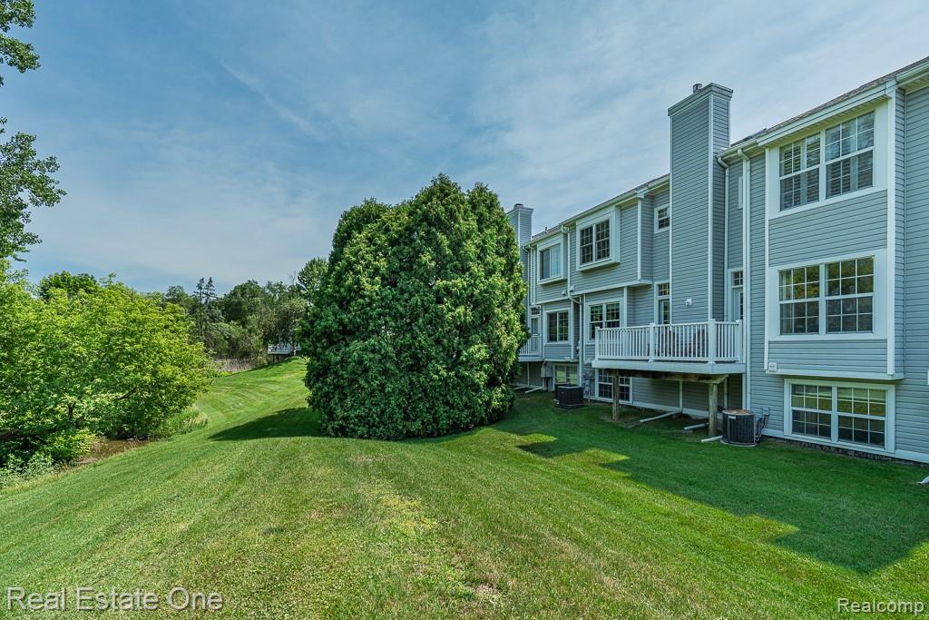 5936 Creekside Drive Unit: 87