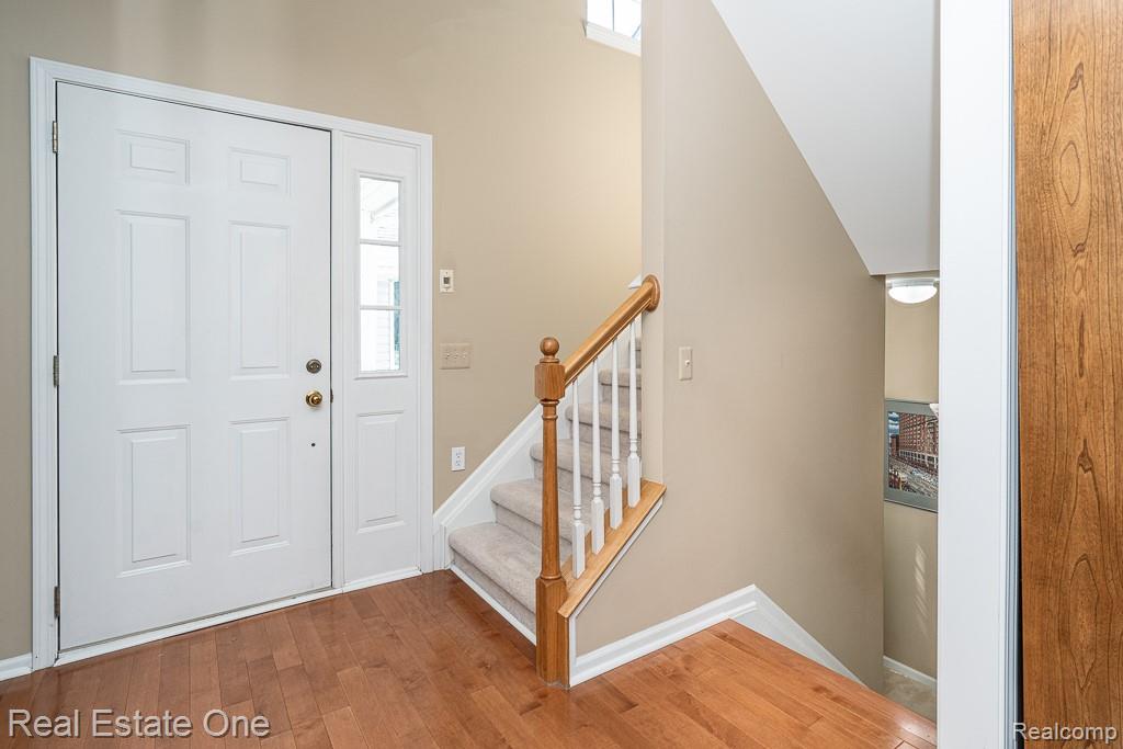 5936 Creekside Drive Unit: 87