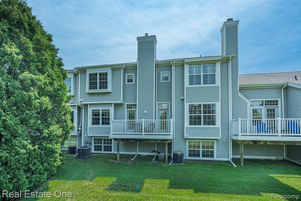 5936 Creekside Drive Unit: 87