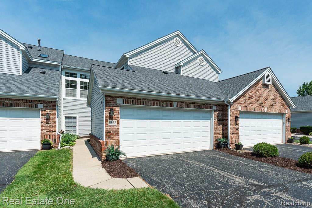 5936 Creekside Drive Unit: 87
