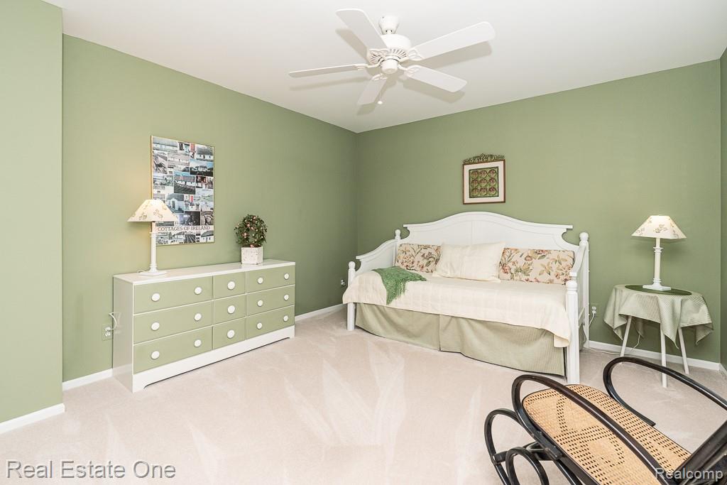 5936 Creekside Drive Unit: 87