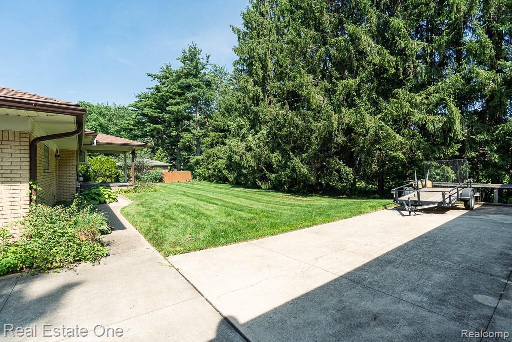 5055 Eastbrook Court
