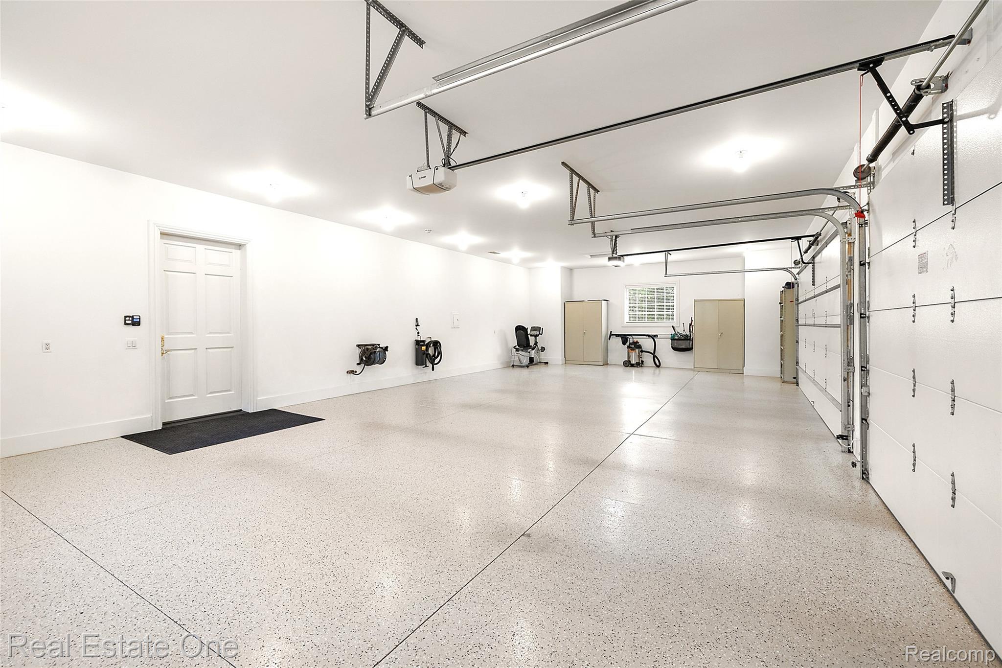5250 Orchard Ridge Drive