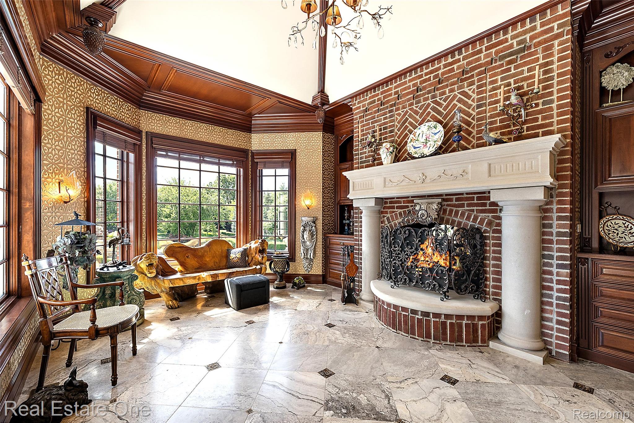 5250 Orchard Ridge Drive