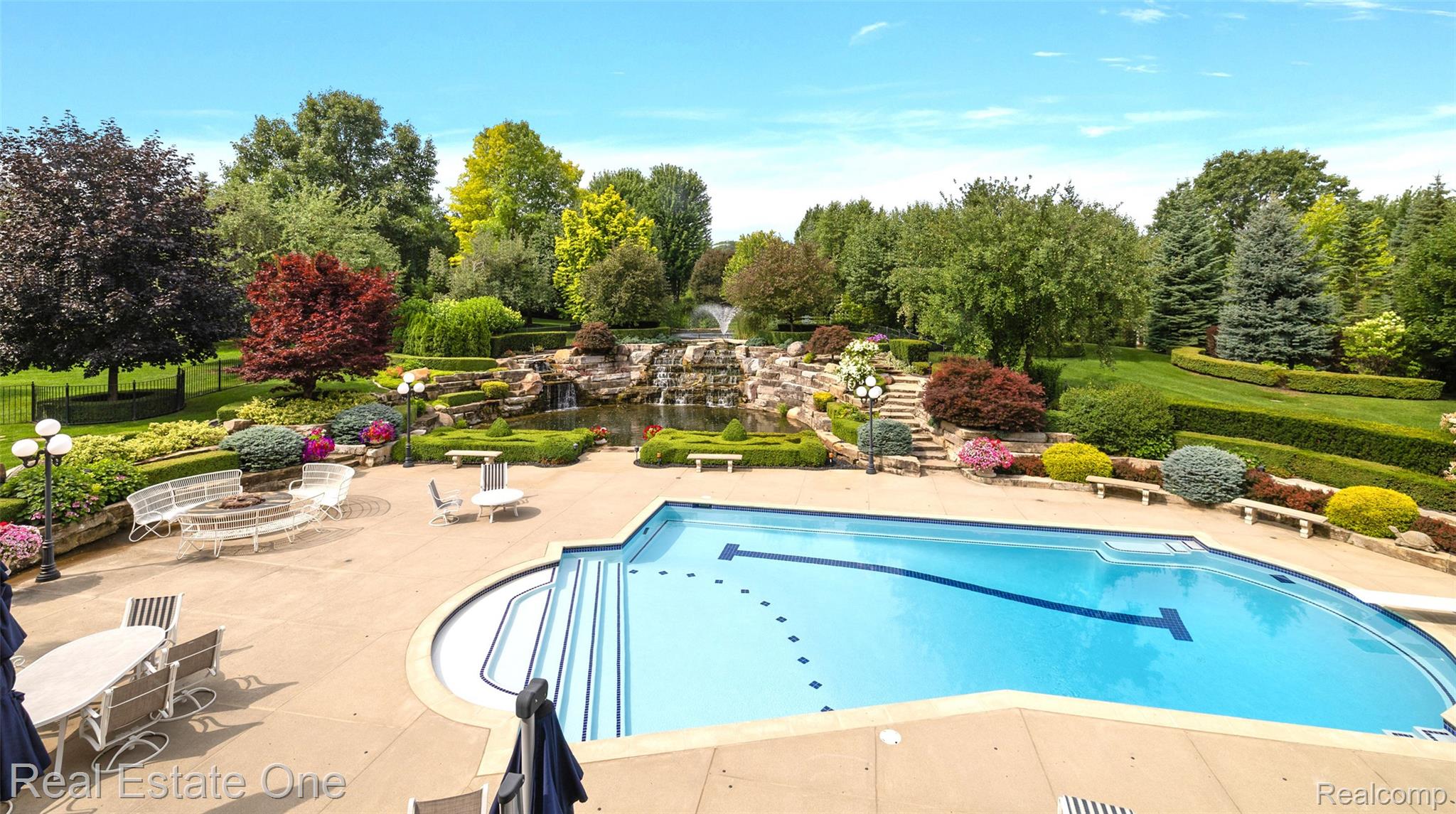5250 Orchard Ridge Drive