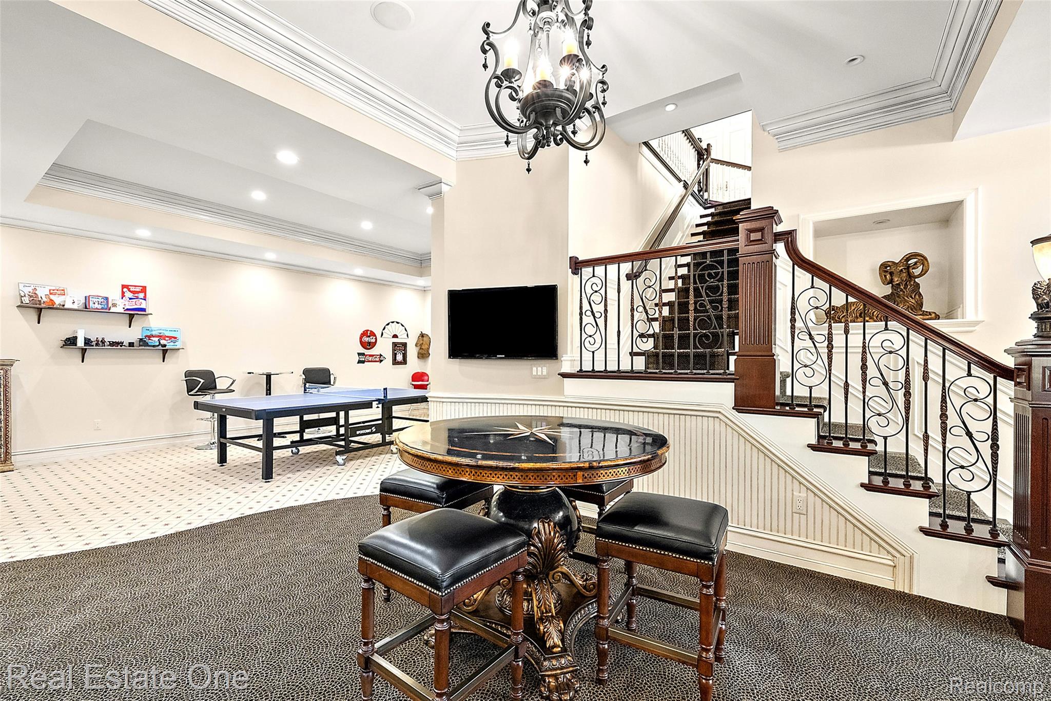 5250 Orchard Ridge Drive