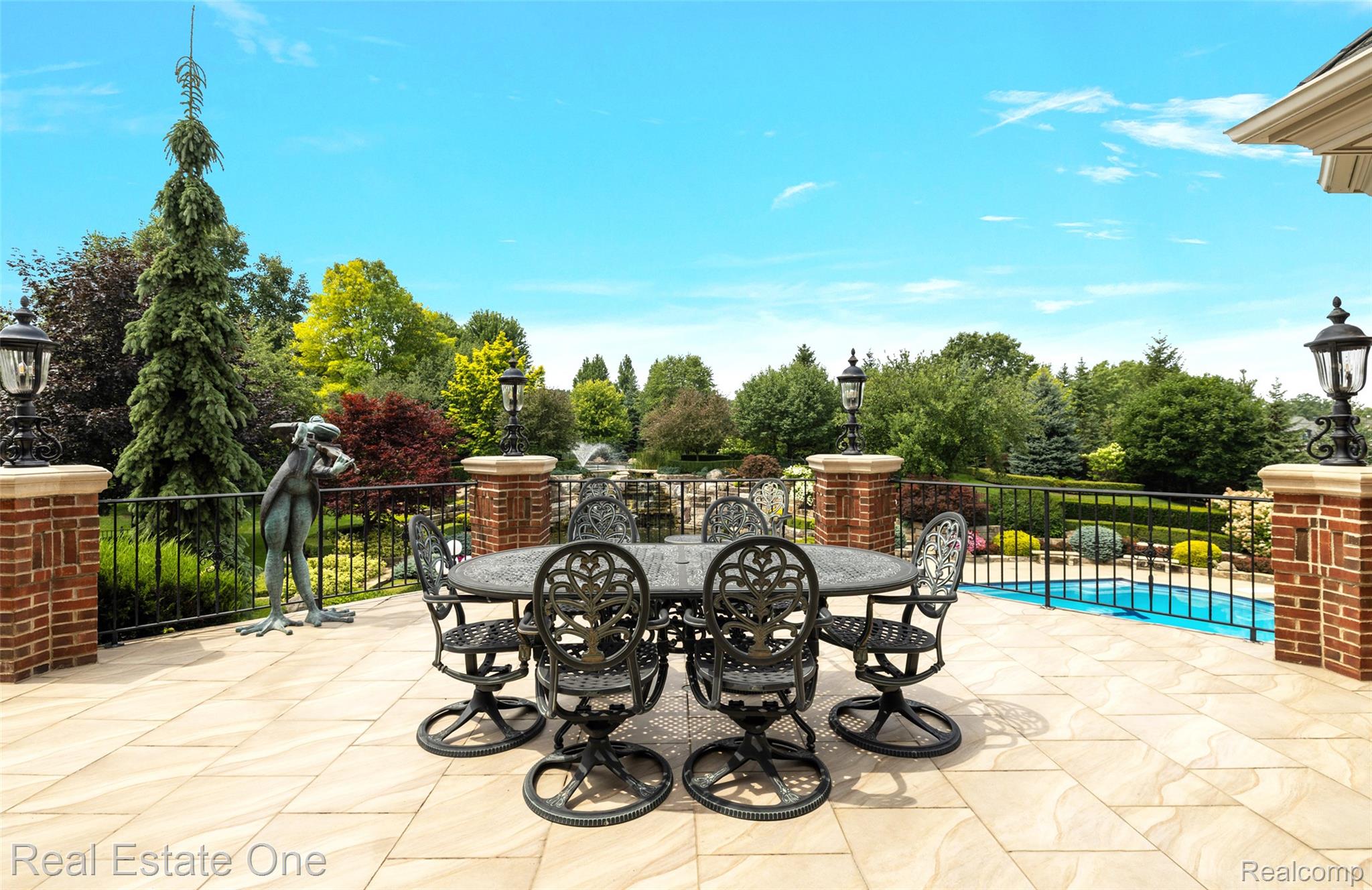 5250 Orchard Ridge Drive