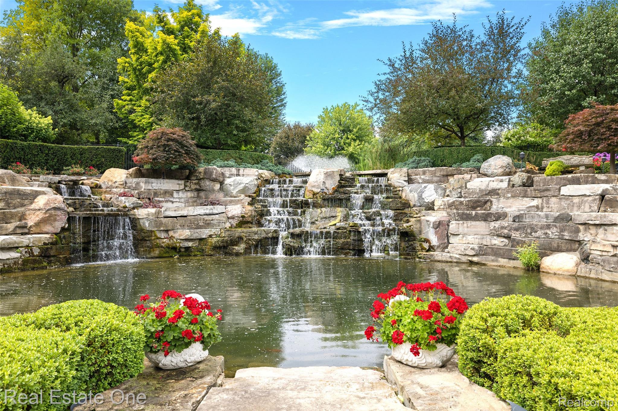 5250 Orchard Ridge Drive