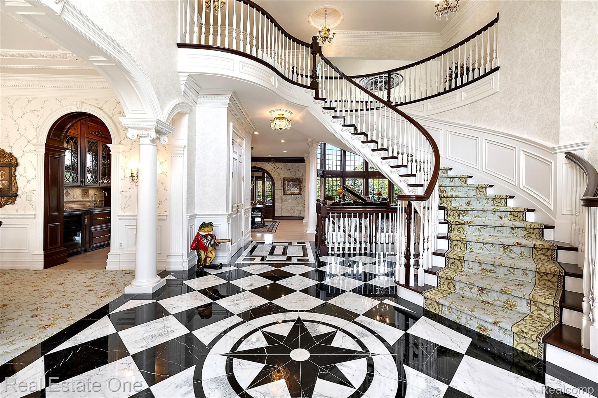 5250 Orchard Ridge Drive