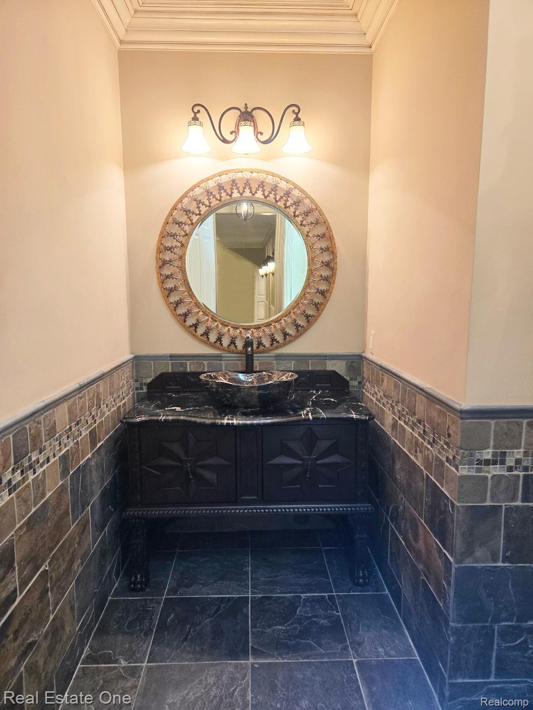 5250 Orchard Ridge Drive